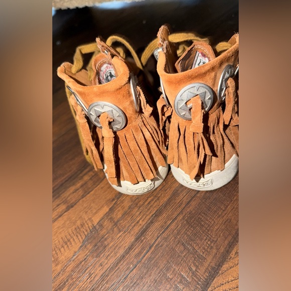 The sneakers are the ASH Marlow Fringe Lace Up High Top Sneakers. Size 38 - Picture 7 of 16